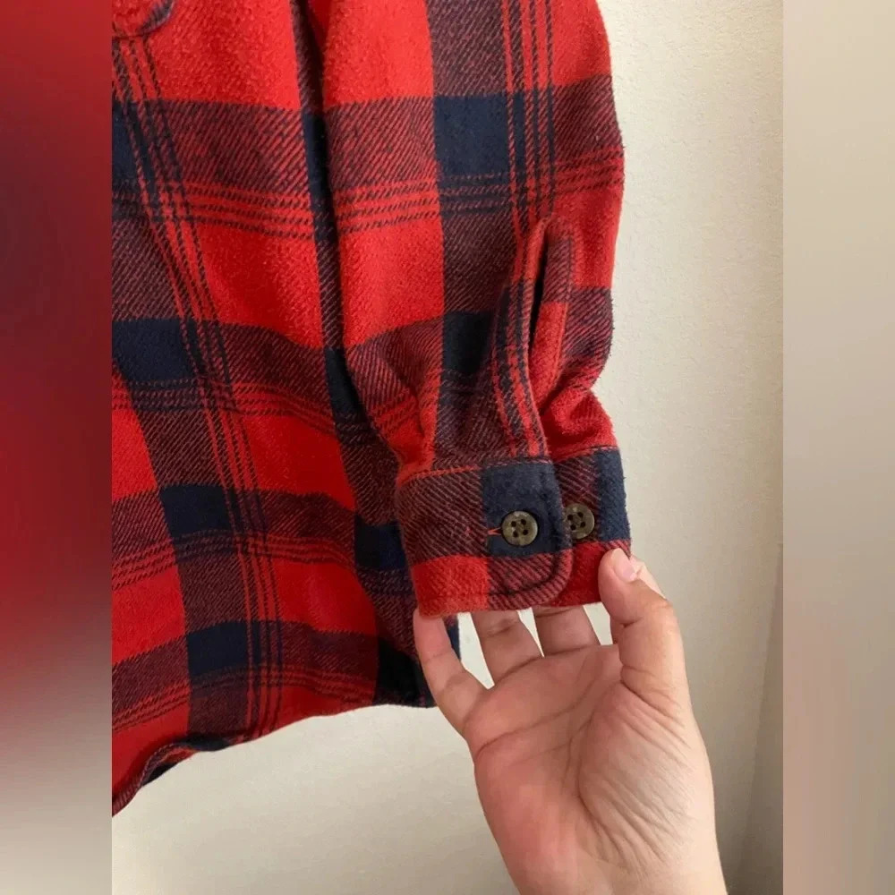 St. John’s Bay vintage men’s red and blue button down long sleeve flannel size L - Picture 5 of 8